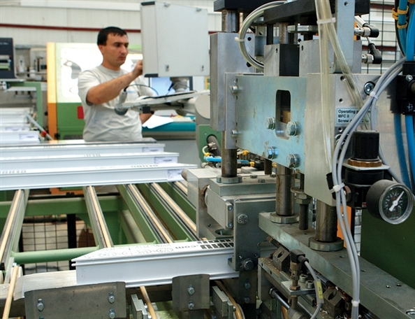 Заводские пластиковые окна